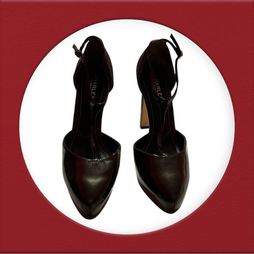 Charles By Charles David Glossy Black T-Strap Closed Toe Block Leather 5” Heels - Picture 2 of 6